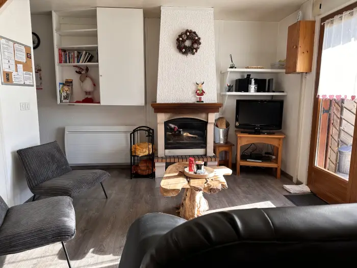 Chalet proche Gerardmer 6 personnes, confort et nature, lac-salon